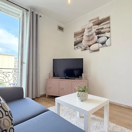 Appartamento Bright Cozy Space With Balcony Center Within Walking Distance *