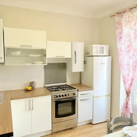 Bright Cozy Space With Balcony Center Within Walking Distance Appartamento Nizza